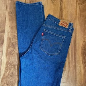 Blue Levi’s Jeans